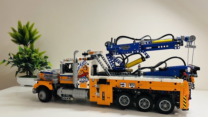 Heavy-Duty Tow Truck